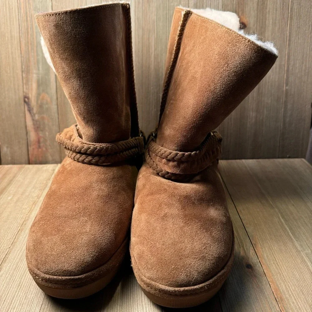 Suede Wool Lined Mid-Calf Boots Tan Ankle Strap Accent‎ size 9 Cozy Tara M Zoe